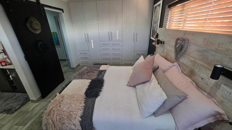 3 Bedroom Property for Sale in Reebok Western Cape